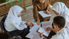 Analisis Penggunaan Bahasa dalam Abstrak Penelitian Berbahasa Inggris dan Saran Simpulan yang Tepat
