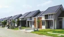 Strategi memajukan divisi pemasaran properti melalui analisis pasar, inovasi promosi, dan adaptasi perubahan bisnis.