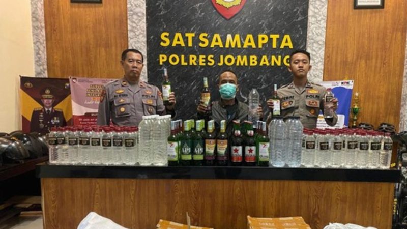 Barang bukti yang berhasil diamankan polisi (Dok. Ist)