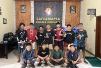 Pemuda yang diciduk polisi saat melakukan pesta miras (Dok. Ist)