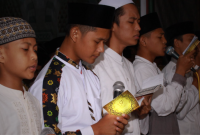 Sholawat Sifate Murid Ingkang Bagus Iku Limo Dingamal Terus: Pengajaran Lima Sifat Mulia untuk Murid
