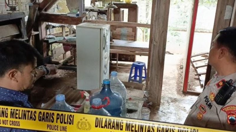 Rumah bapak kos yang makan kucing diperiksa polisi
(Dok. Ist)