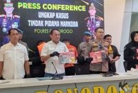 Konferensi pers penangkapan kurir narkoba (Dok. Ist)