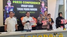 Konferensi pers penangkapan kurir narkoba (Dok. Ist)