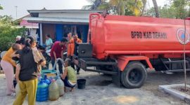 Warga Bekasi alami keringan
(Dok. Ist)