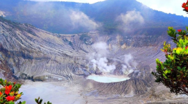 Gunung Tangkuban Perahu.Doc.lst