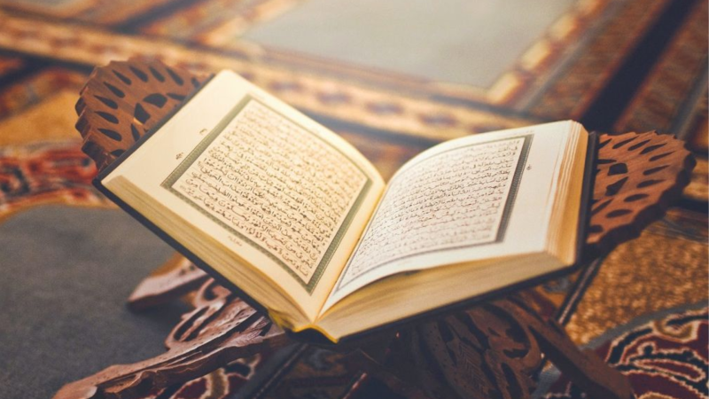 Cara Bersikap kepada Umat Yahudi dan Nasrani sesuai Tuntunan Al-Qur'an.Doc.lst