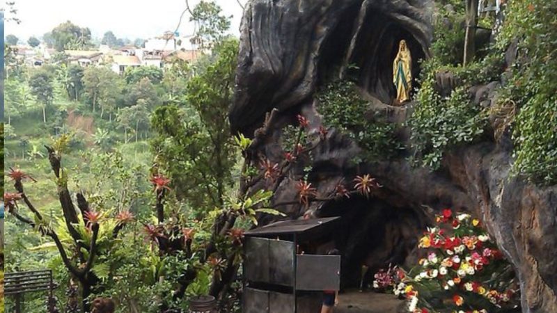 Gua Maria Pertapaan Karmel 
(Dok. Ist)