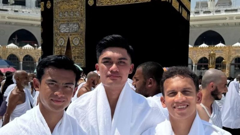 Timnas Indonesia saat menjalani ibadah umrah di Arab Saudi (Dok. Ist)