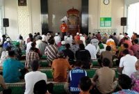 Apakah Boleh Sholat Dzuhur Sebelum Sholat Jumat Selesai?