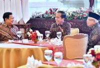 Momen Presiden Jokowi saat bertemu dengan jajaran menteri (Dok. Ist)