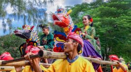 Jaran Kamput sebagai salah satu kesenian Lombok (Dok. Ist)