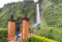 Curug Citambur 
(Dok. Ist)