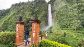 Curug Citambur 
(Dok. Ist)