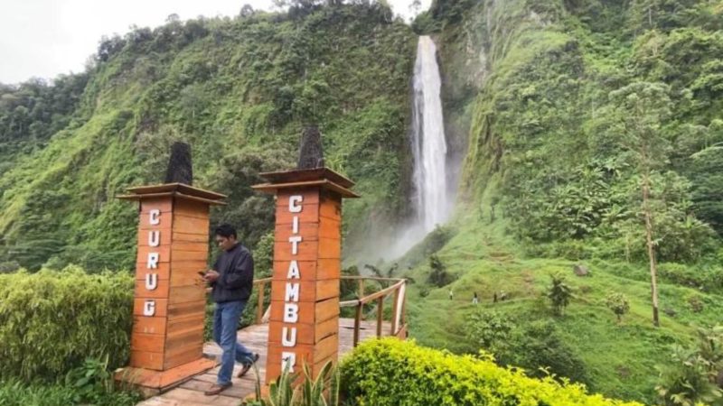 Curug Citambur 
(Dok. Ist)