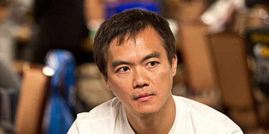 John Juanda dalam meniti karir sebagai seorang pemain poker profesional yang sudah memenangkan World Series of Poker (WSOP) bracelet dan mengharumkan nama Indonesia