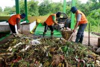 Apa Manfaat Eco Enzyme Bagi Lingkungan, Terutama dalam Hal Pengelolaan Limbah Organik?