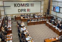 Anggota Komisi III DPR RI pertanyaan penetapan Tom Lembong 
(Dok. Ist)