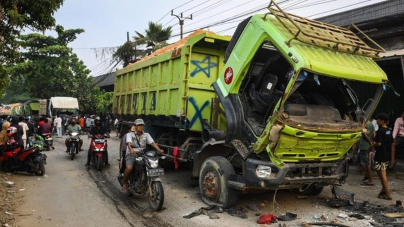 Imas truk lindas bocah di Tanggerang, penyerangan masa berbuntut diamankan petugas kepolisian 
(Dok. Ist)