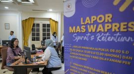 Pemerintah saat melayani masyarakat yang menggunakan layanan Lapor Mas Wapres (Dok. Ist)