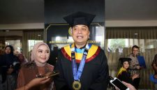 Eri Cahyadi usai wisuda (Dok. Ist)