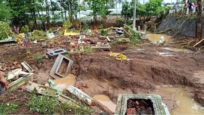 Dampak banjir bandang di Blitar (Dok.ist)