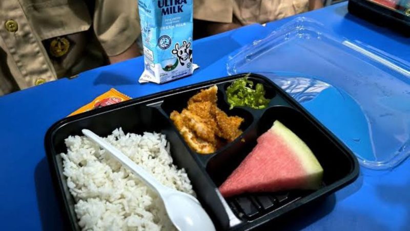 Makan siang gratis (Dok. Ist)