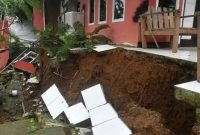 Kerusakan rumah di Sukabumi akibat banjir (Dok. Ist)