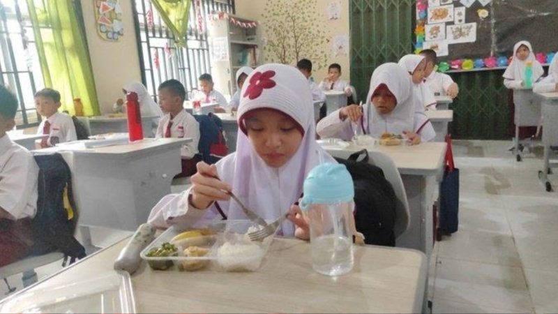 Penerapan program makan bergizi gratis 
(Dok. Ist)