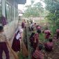 Bagaimana cara menerapkan gotong royong dalam kehidupan sehari-hari di sekolah