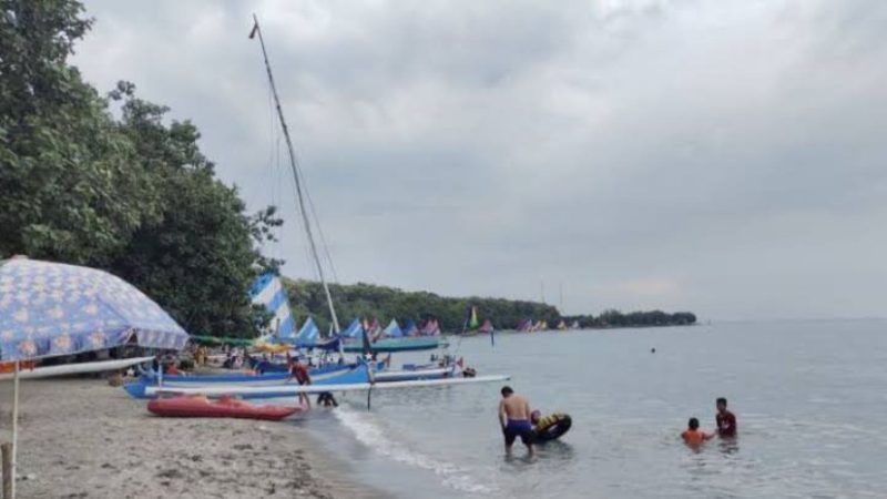 Pantai pasir putih (Dok. Ist)