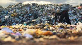 5 Cara Memanfaatkan Limbah Plastik yang Baik dan Benar