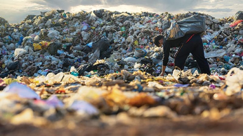 5 Cara Memanfaatkan Limbah Plastik yang Baik dan Benar