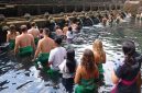 Ritual Melukat di Pura Tirta Empul (Dok. Ist)