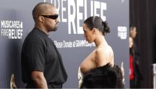 Kanye West dan Bianca Censori (Dok. Ist)