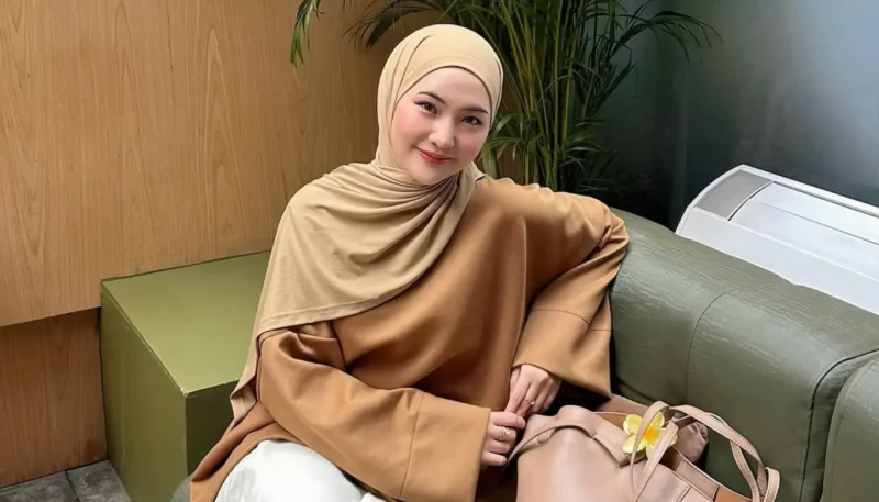 Warna Apa yang Cocok Dikombinasikan dengan Warna Coklat