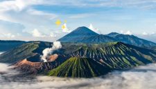 Gunung Apakah yang Tertinggi di Indonesia?