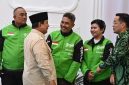 Presiden Prabowo saat menemui pengemudi Ojek Online (Dok. Ist)